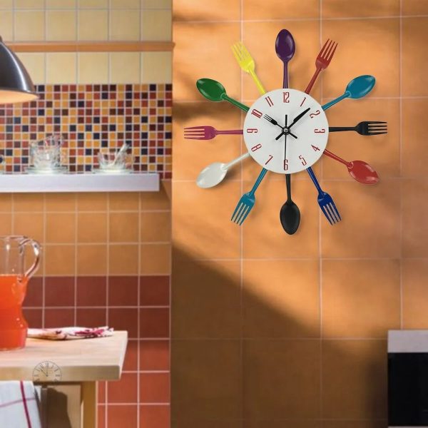 Horloge cuisine aux chiffres clairs et lisibles