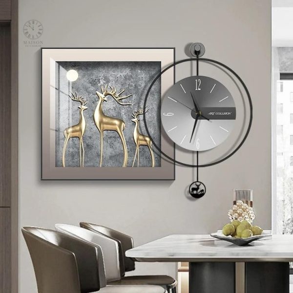 Horloge murale minimaliste adaptée au salon