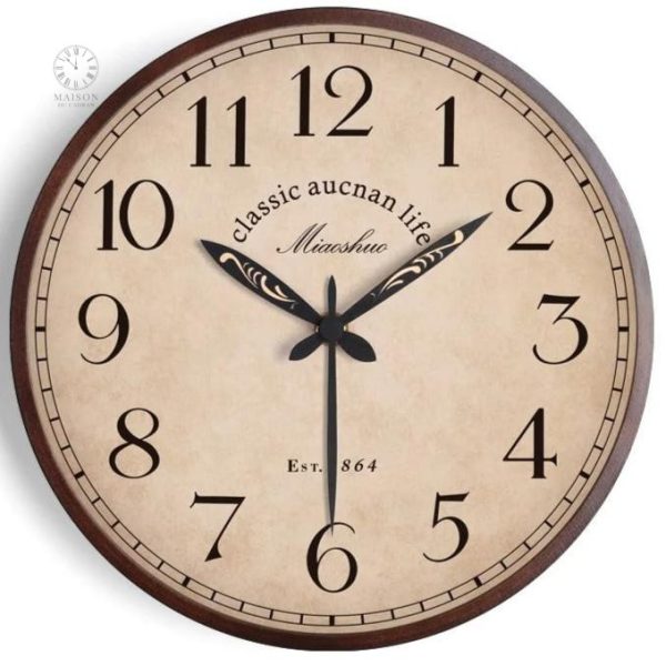 Élégante horloge murale en bois moderne