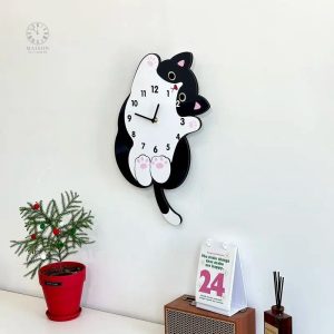 Horloge chat au style contemporain pour votre mur