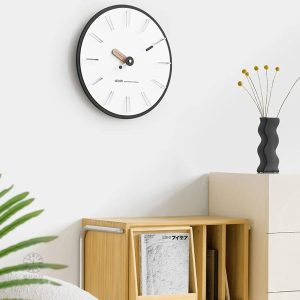 Horloge murale design italienne pour un intérieur chic