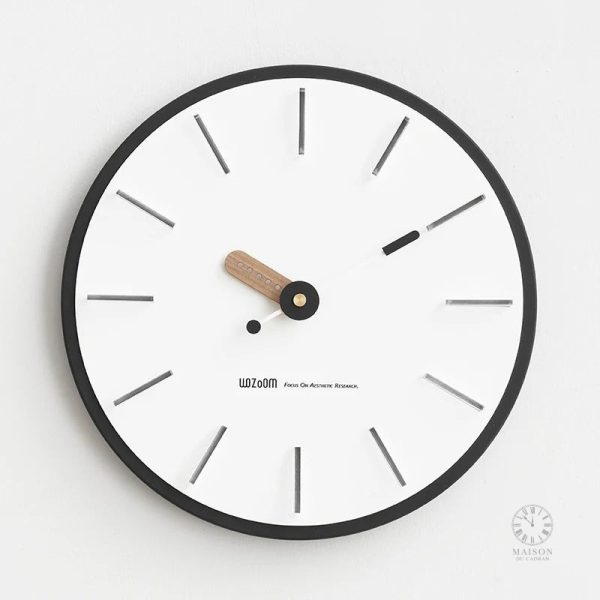 Horloge murale au style italien contemporain