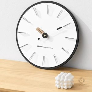 Horloge design italienne pour une décoration raffinée