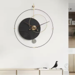 Horloge murale design pour salon moderne