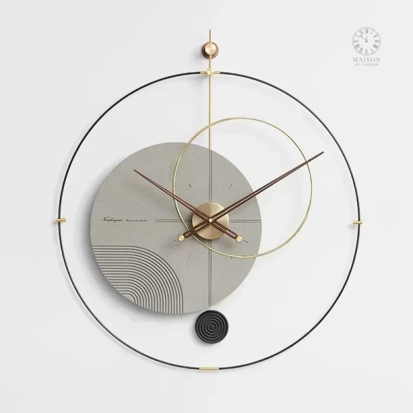 Horloge murale stylée adaptée au salon
