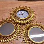 Horloge Murale Originale en Doré au Design Chic
