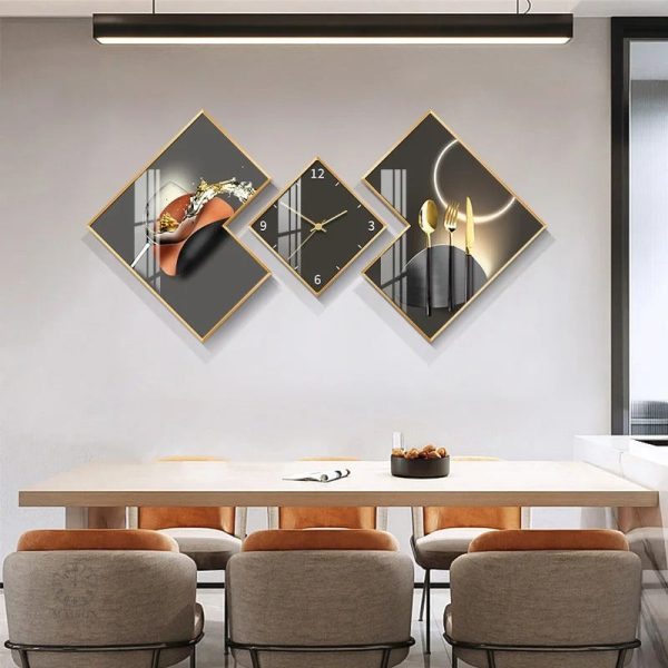 Horloge murale luxe avec éclat géométrique raffiné
