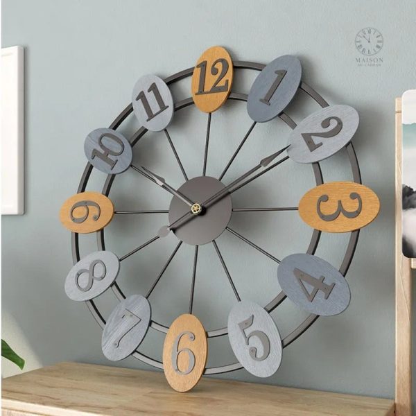 horloge-murale-en-metal-1 Horloge Murale Métallique au Design Original