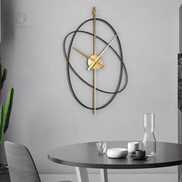 Horloge murale en fer, un accent sophistiqué pour votre mur