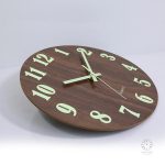 Horloge murale originale, style moderne et lumineux