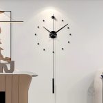 Variations d'horloges murales modernes et élégantes