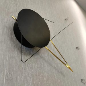Horloge au design sobre pour intérieur stylé