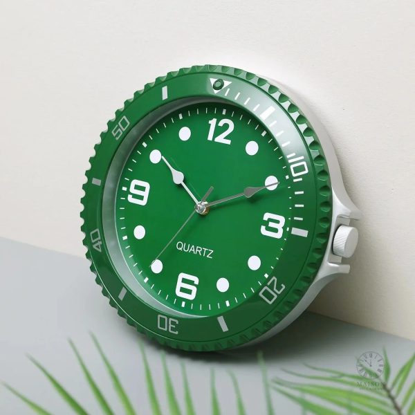 Horloge murale au look minimaliste