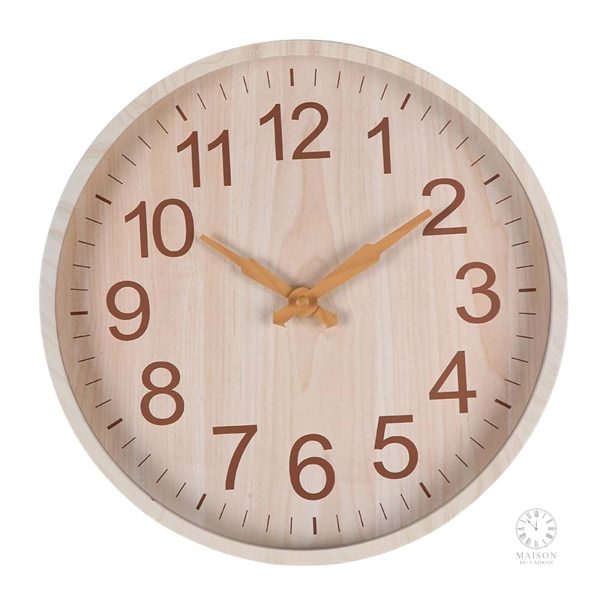 Horloge scandinave, accessoire essentiel pour un décor chic