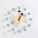 Horloge murale avec un design créatif et distinctif