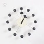 Horloge murale originale aux motifs innovants