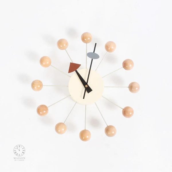 Horloge murale décorative pour un intérieur stylé