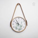 Horloge murale en bois minimaliste