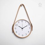 Horloge murale en bois, esthétique chic
