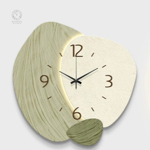 Horloge murale en bois, design naturel et contemporain