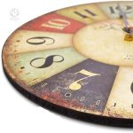 Horloge murale au charme d'antan et couleurs douces