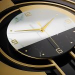 Horloge élégante noir et or pour une atmosphère sophistiquée