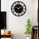 Horloge moderne noire au style contemporain