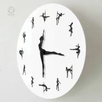 Élégante horloge murale pour les danseurs de pole dance