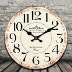 Design d'horloge vintage adapté à la décoration de cuisine