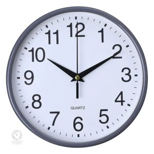 Horloge blanche au design épuré et contemporain