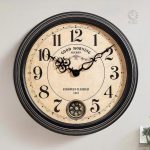Horloge murale rétro au charme intemporel avec chiffres romains