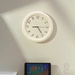 Horloge murale avec look rétro unique