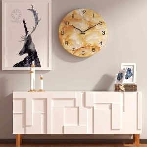 Horloge silencieuse en marbre, élégance murale moderne