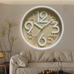Horloge au look simple et contemporain