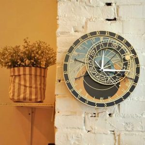 Horloge Steampunk avec engrenages décoratifs