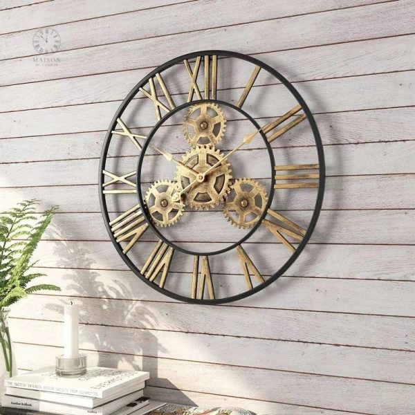 Horloge style industriel avec finition vintage et chiffres romains