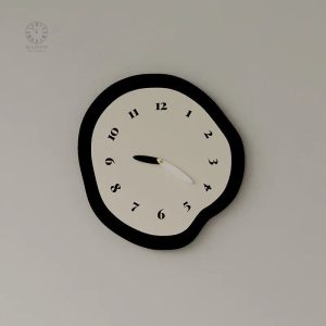 Horloge design inspirée par la culture scandinave