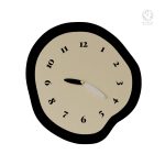 Élégante horloge murale scandinave pour tous les espaces
