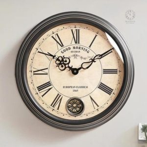 Horloge murale style vintage des années 60