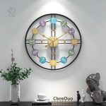Horloge XXL en bois avec finition vintage