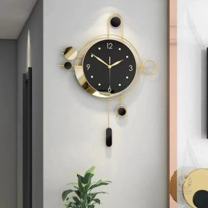 Design moderne d'horloge en métal