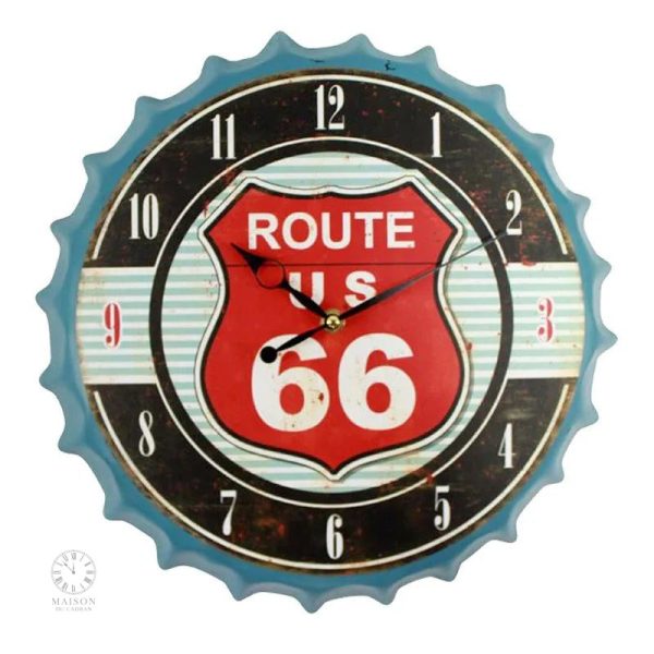 Horloge murale rétro avec finitions soignées