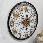Horloge design industriel pour bureau ou salon