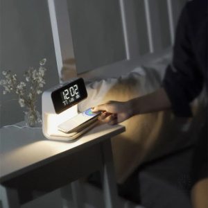 Lampe de chevet multifonction pour un réveil doux