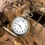 Montre à gousset rétro avec chaîne