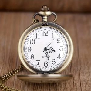 Accessoire de mode : montre à gousset sophistiquée