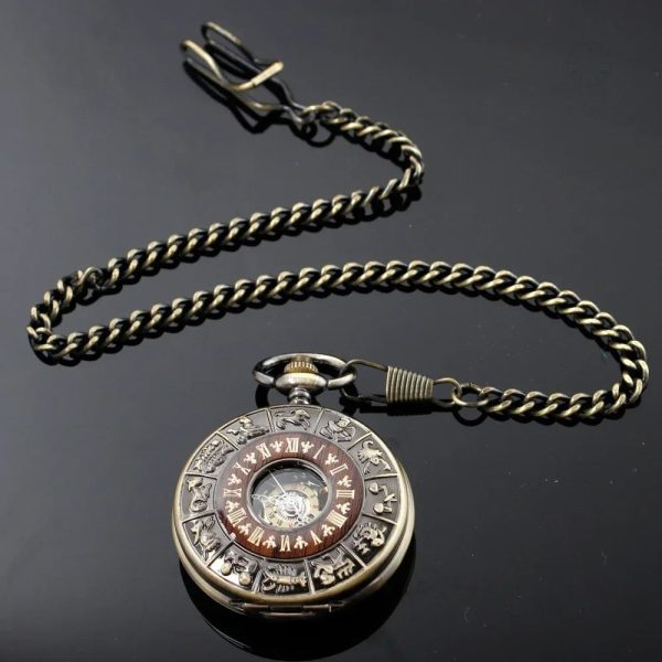 Élégante montre à gousset, esthétisme steampunk
