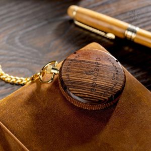 Accessoire classique : montre à gousset personnalisable