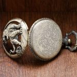 Montre gousset avec motif animalier original