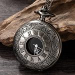 Accessoire de mode : montre gousset raffinée